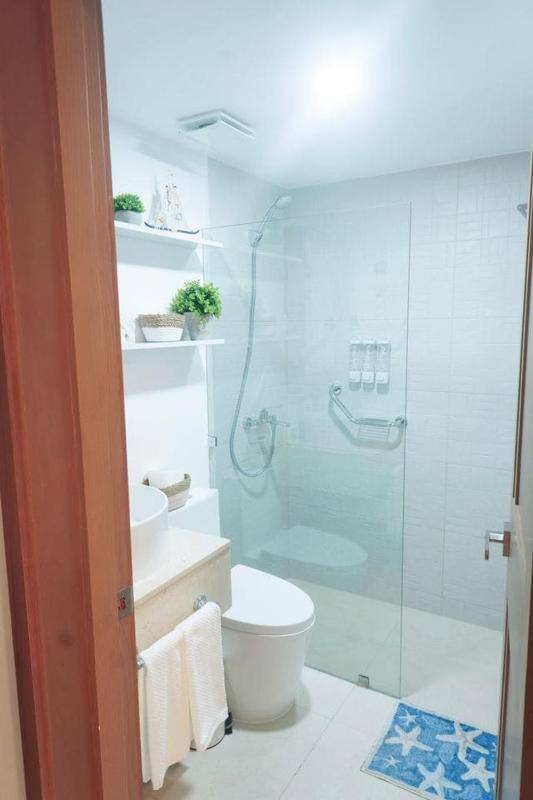 Tropical Luxury Condo - image 15