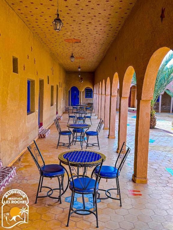 Riad Les Roches Merzouga - image 9