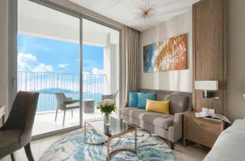 Panorama Suites Luxury Nha Trang - image 18