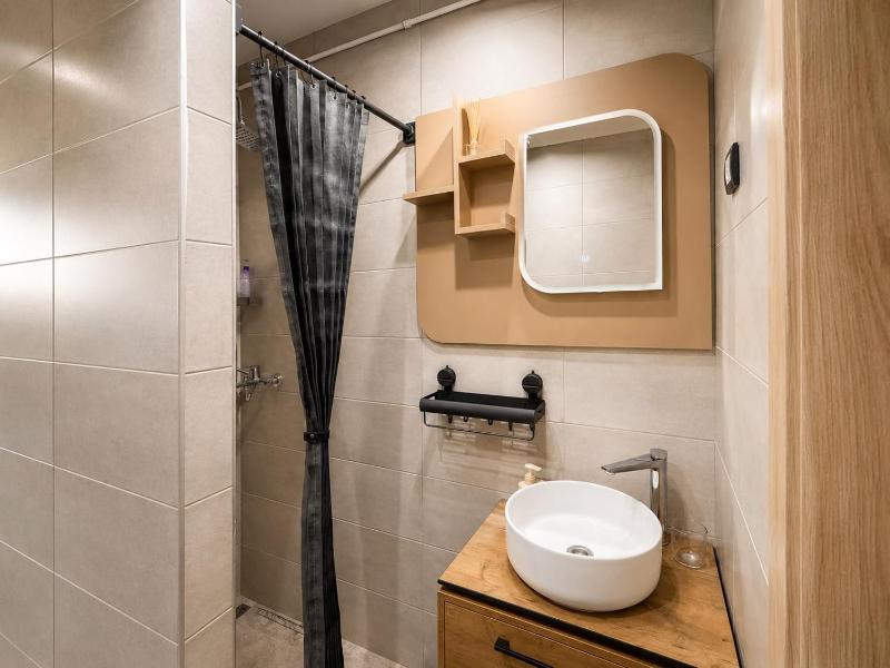 City Hill Apartment - image 7