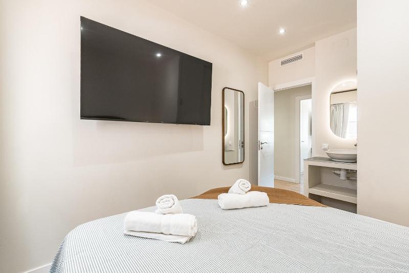 Camp Nou Prestige Apartment - image 13