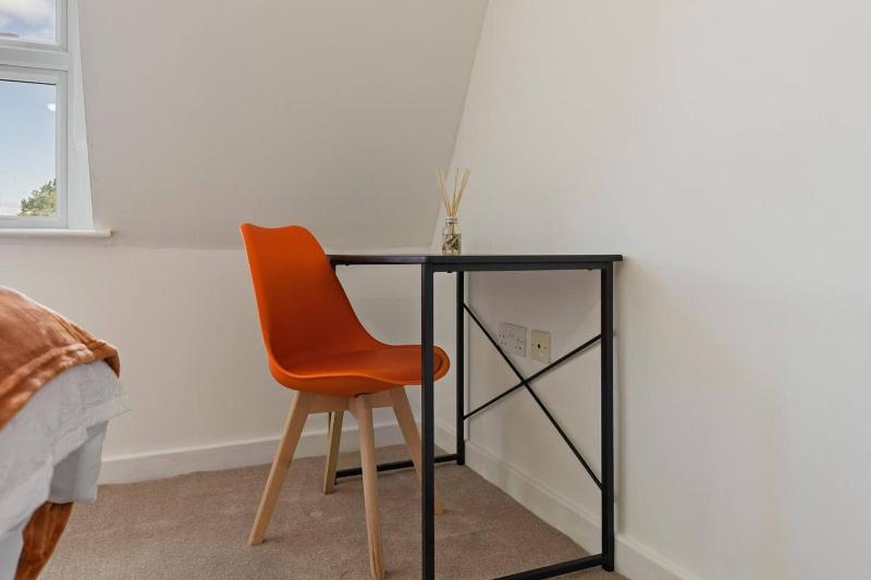 West Bridgford Luxury 2 bed 2 Bath Apartment - image 16
