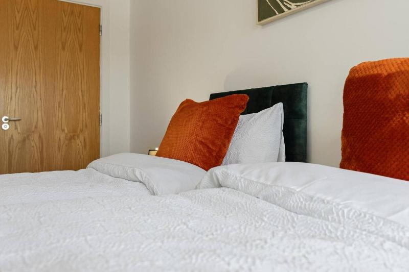 West Bridgford Luxury 2 bed 2 Bath Apartment - image 20
