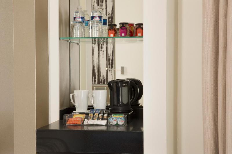 Junior Suite (2 Adults) image 4