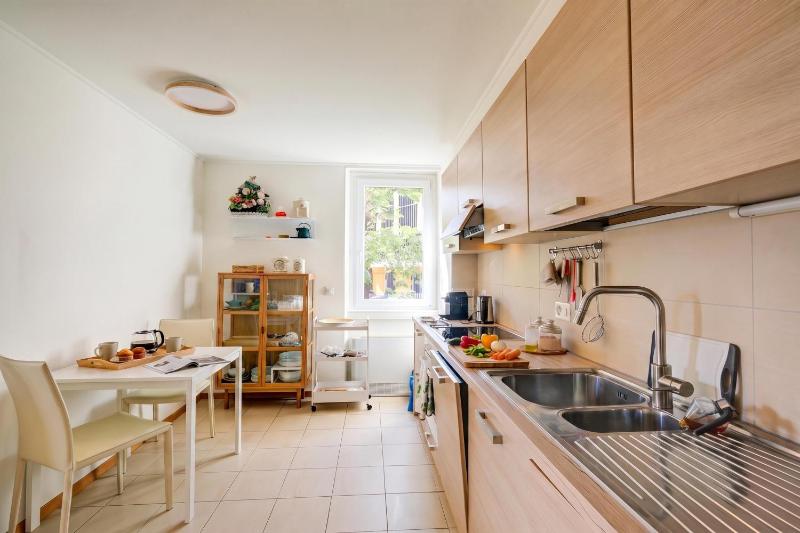 Casa Berna - Balcony Apt with Mountain Views - Happy Rentals - image 33