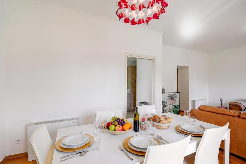 Casa Berna - Balcony Apt with Mountain Views - Happy Rentals - image 24