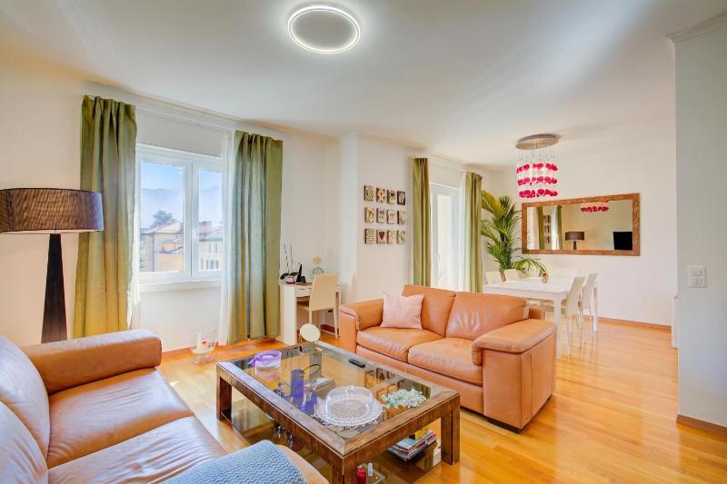 Casa Berna - Balcony Apt with Mountain Views - Happy Rentals - image 10