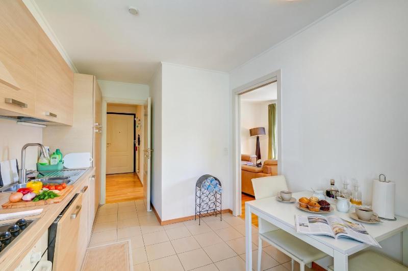 Casa Berna - Balcony Apt with Mountain Views - Happy Rentals - image 32