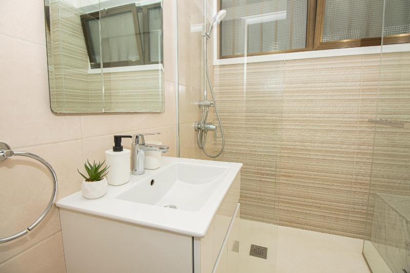 Finikoudes Apartment Seaview - image 14