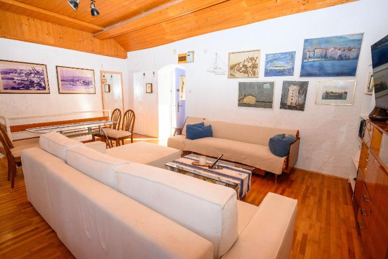 House Arija - image 21