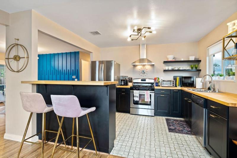 Pet-Friendly Casita with Pool & Spa - image 42