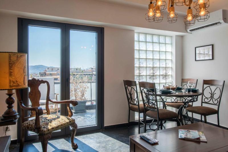 Captain Stam Suites Athens - FamilyApartment - image 2