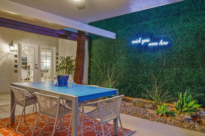 Pet-Friendly Casita with Pool & Spa - image 11
