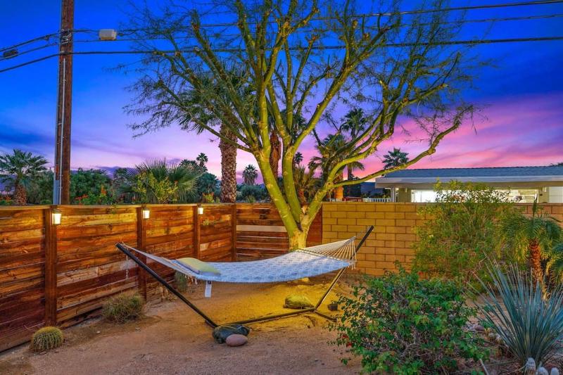 Pet-Friendly Casita with Pool & Spa - image 7