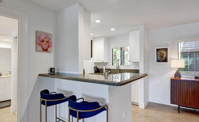 Serene Oasis Condo in Palm Springs - image 6