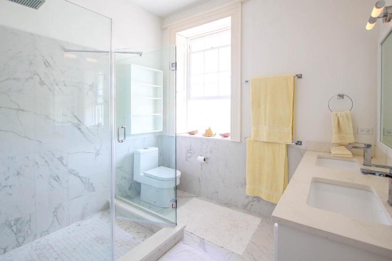 Charming Historical Villa with Private Pool Close to Beach - Rosedale - image 10