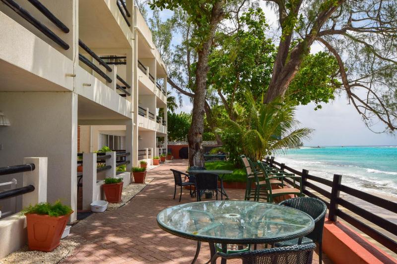 Charming 2 bedroom apt on gorgeous quiet beach - Sea Star 3 - image 6