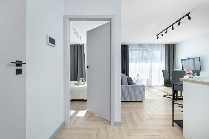 Exceptional Apartments with Parking by Noclegi Renters - image 37