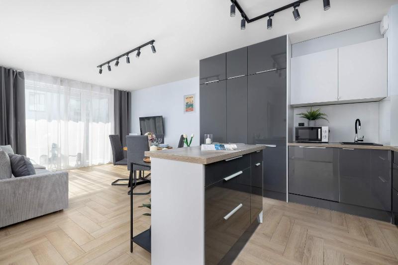 Exceptional Apartments with Parking by Noclegi Renters - image 22