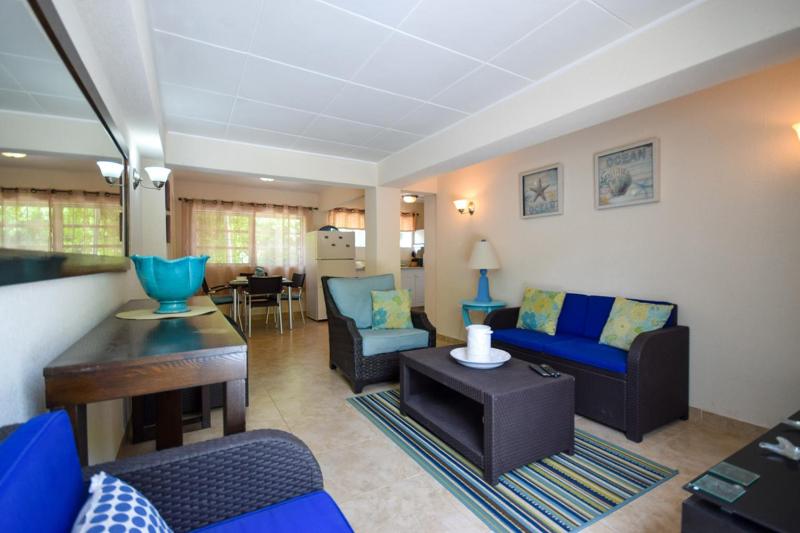 3 min walk from the beach - Bella Figura Apt 3 - image 4