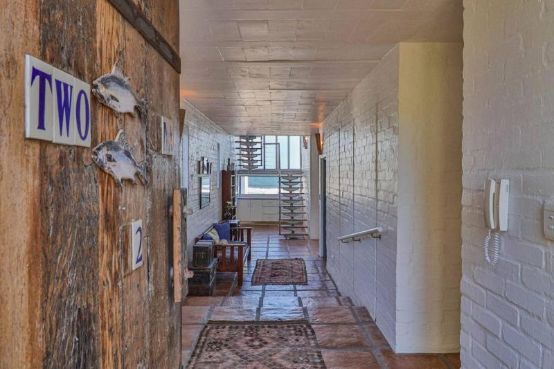 Elaine's Onrus Ocean View Pet Friendly - image 7