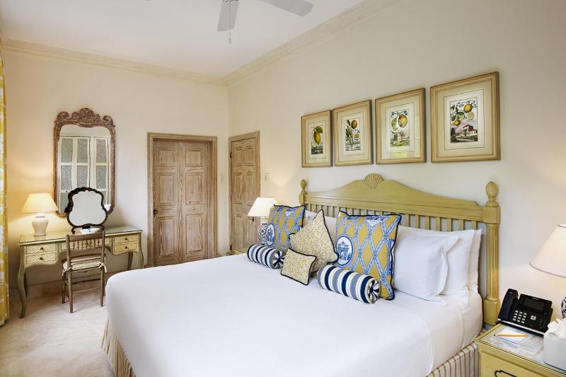 Glamorous Beachfront Estate - Leamington Pavilion - image 10