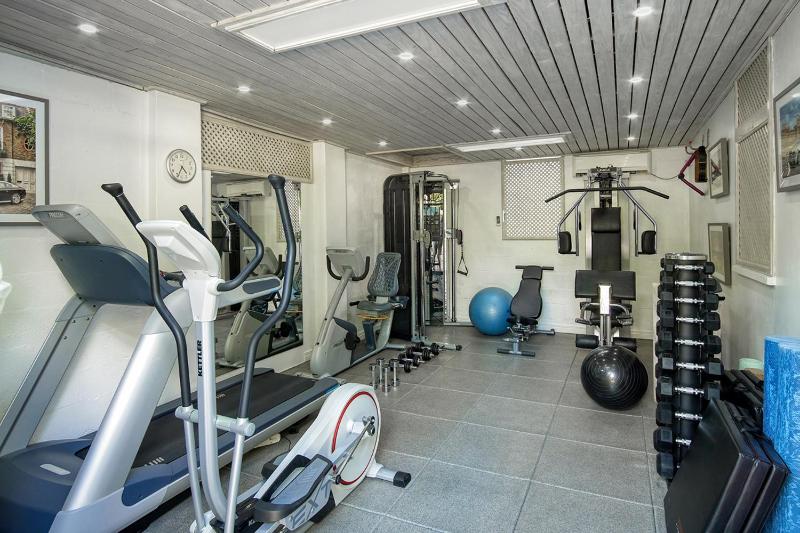Glamorous Beachfront Estate - Leamington Pavilion - image 14