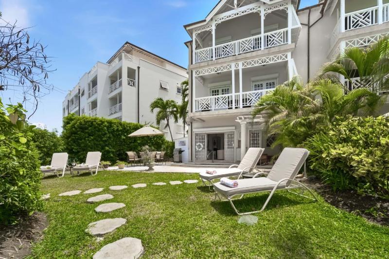 Beachfront Paradise with Plunge Pool - Fathoms End - image 13