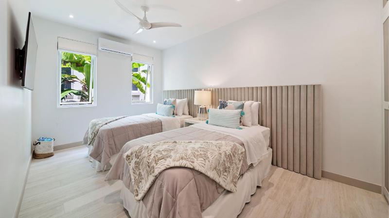 New villa with private pool near beach - Porters Place 11 - image 9