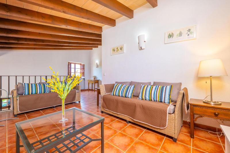 Mercader - image 43