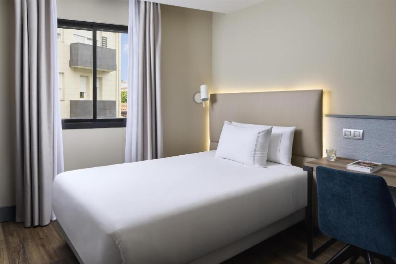 NH Ciudad De Santander - image 17