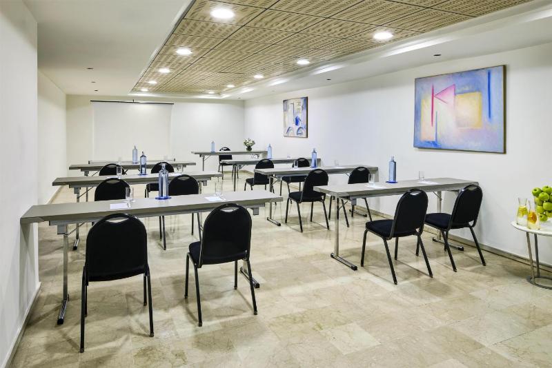 NH Ciudad De Santander - image 14