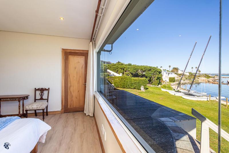 Sandbaai Villa Langebaan 7-sleeper - image 7