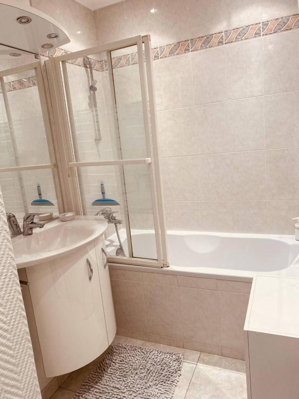 MON2-Studio spacieux Cannes centre - image 2