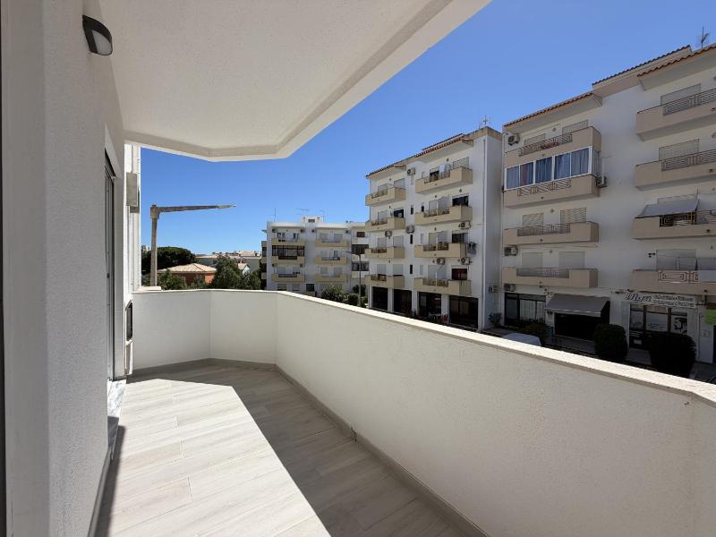 Agua Plaza T2 with Pool & AC - image 30