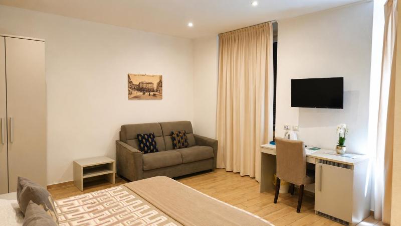 Real Rooms - image 31