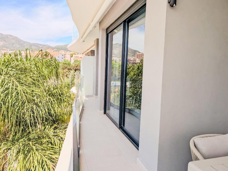 Torremar Luxe: upscale 2bed apartment by the beach - image 22