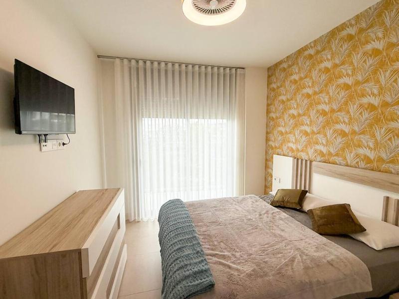Torremar Luxe: upscale 2bed apartment by the beach - image 46