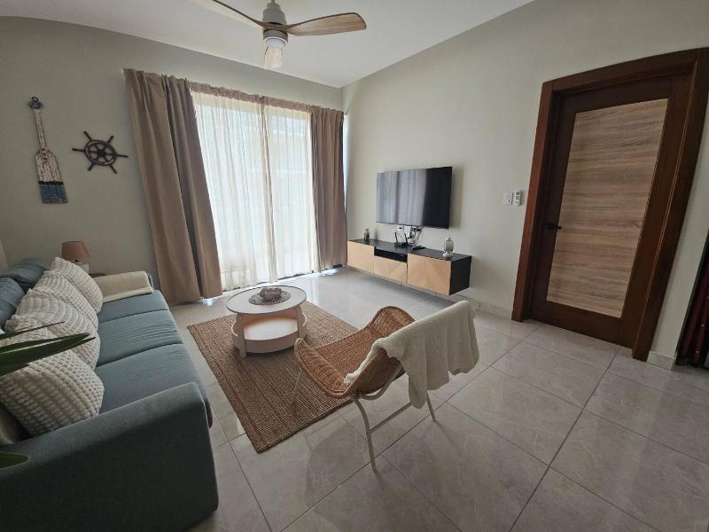 Eden Tropical new 1BR Condo Walk to Beach Pool - image 7