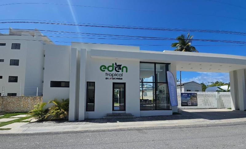 Eden Tropical new 1BR Condo Walk to Beach Pool - image 14