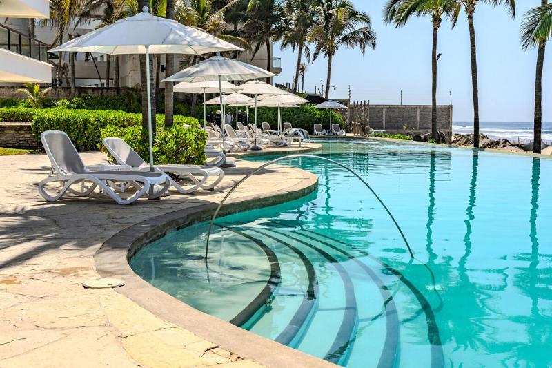 Torre Bali Luxury Resort in Isla Residences - image 2