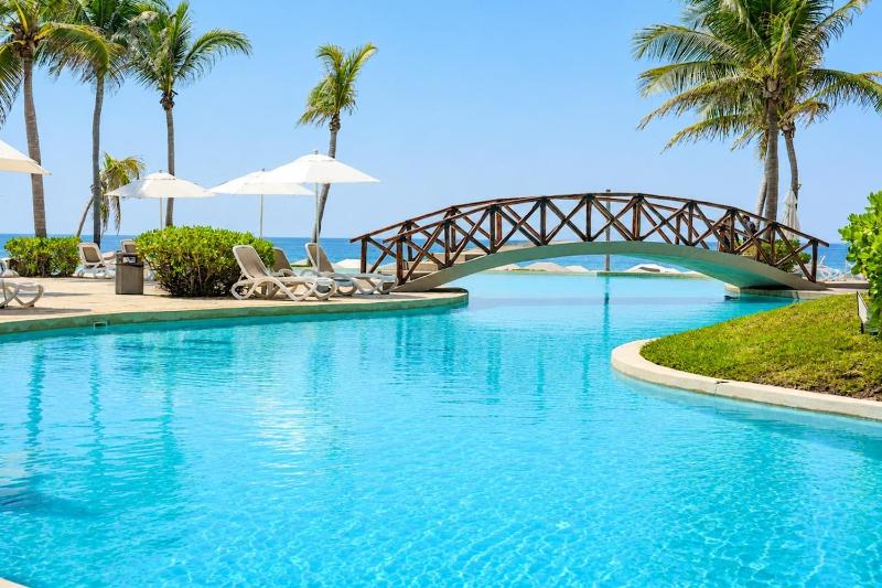 Torre Bali Luxury Resort in Isla Residences - image 12