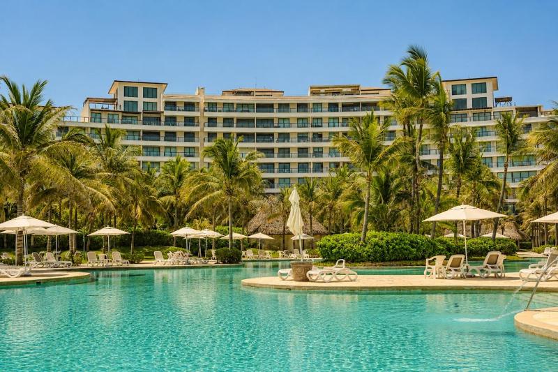 Torre Bali Luxury Resort in Isla Residences - image 17