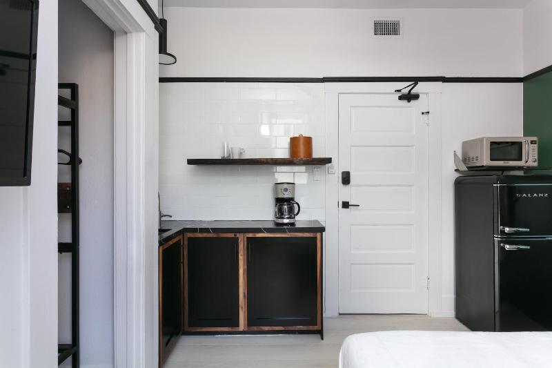 Hearth of city suite - image 7