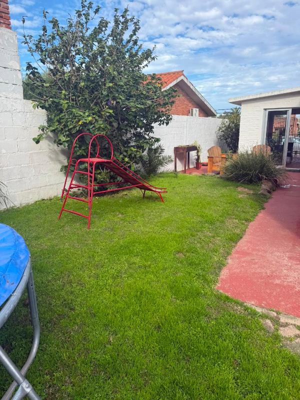Casa de 3 dormitorios en Playa Mansa Punta del Este - image 17