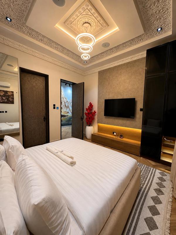 Yi-Son Apartments - image 6
