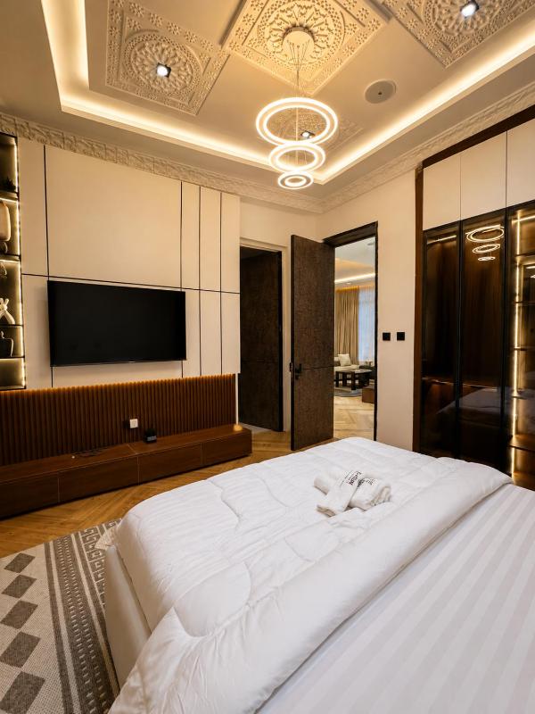 Yi-Son Apartments - image 13