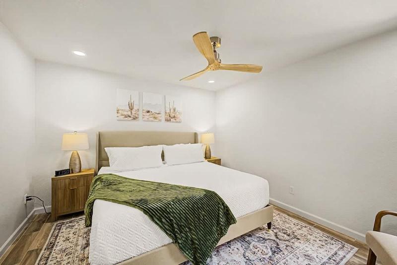 Central Scottsdale Haven Condo - image 46
