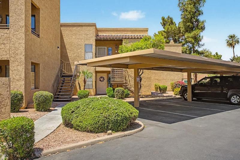 Central Scottsdale Haven Condo - image 35