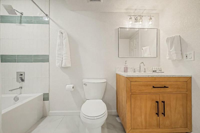 Central Scottsdale Haven Condo - image 26